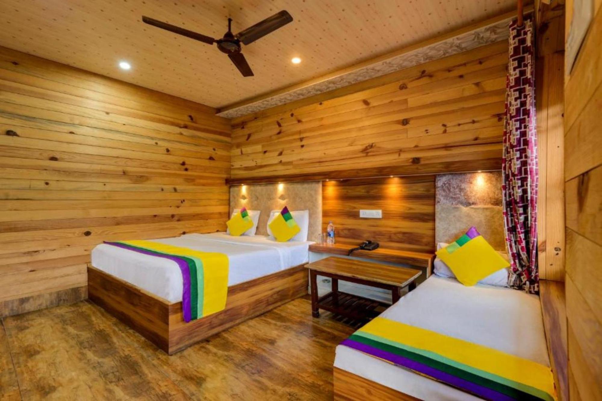 Hotel Vinayak Nainital Near Mall Road Lake View Room Esterno foto